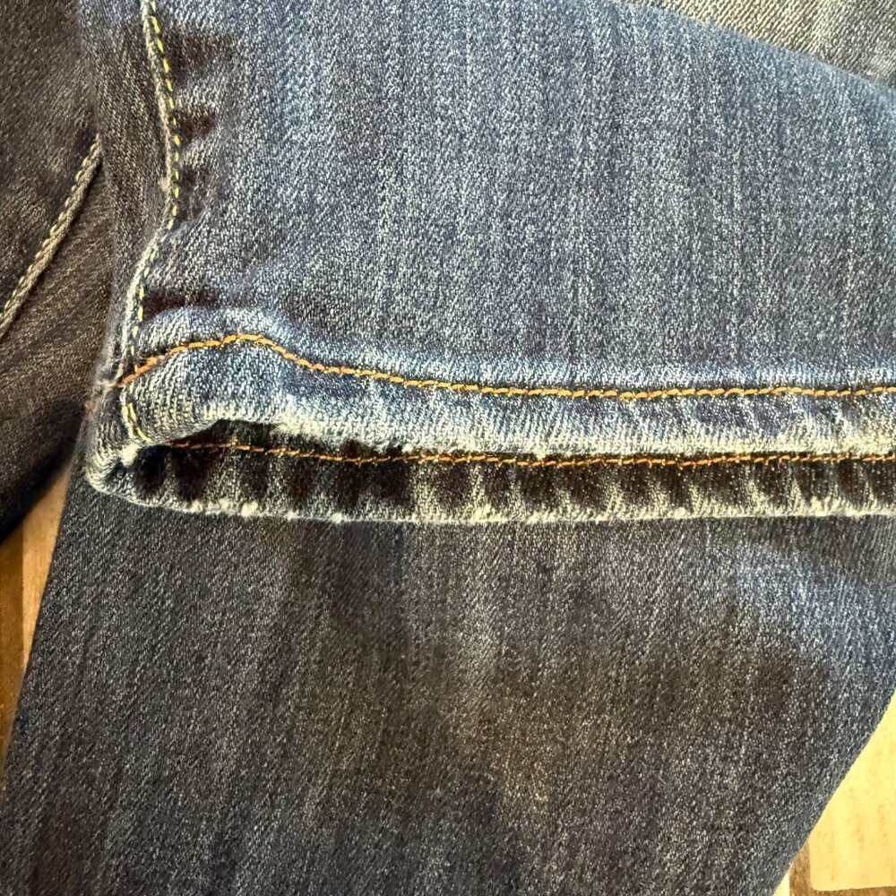 Lucky Brand Womens Blue Denim Jeans Size 12/31 Straight Leg Mid Rise Cotton Blen - Picture 4 of 9
